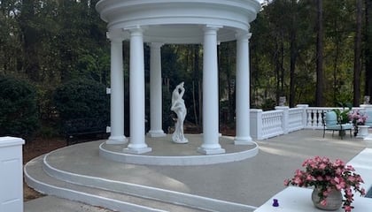 Rotunda Pergola